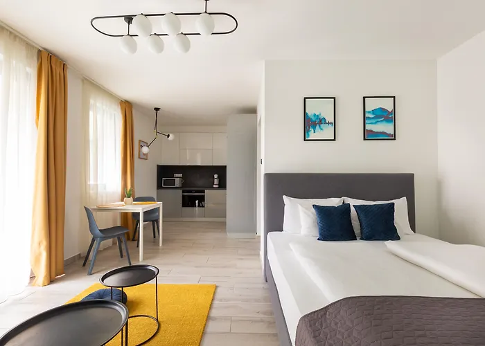 Studio Apartment
